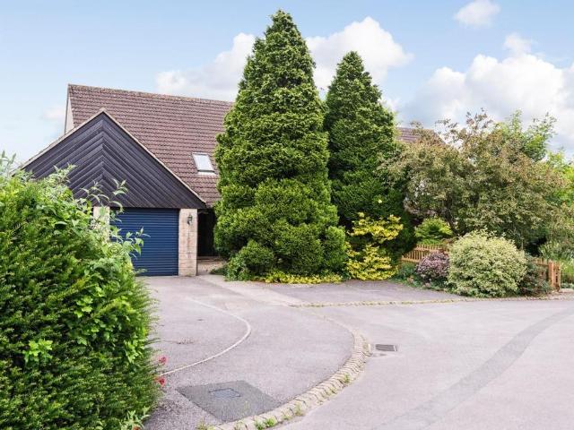 House for rent in Colerne, Wiltshire