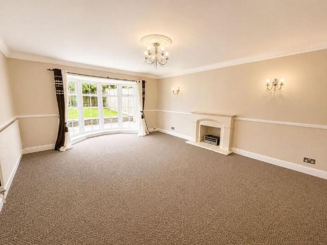 House for rent in Castle Quarter, Falcon Lodge