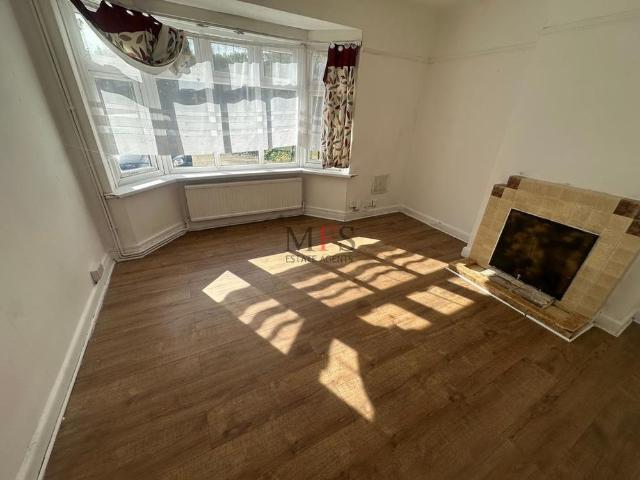 House for rent in London Borough of Hounslow, Greater London