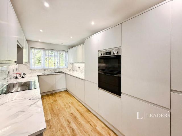 House for rent in Goddards' Green, Perryfields