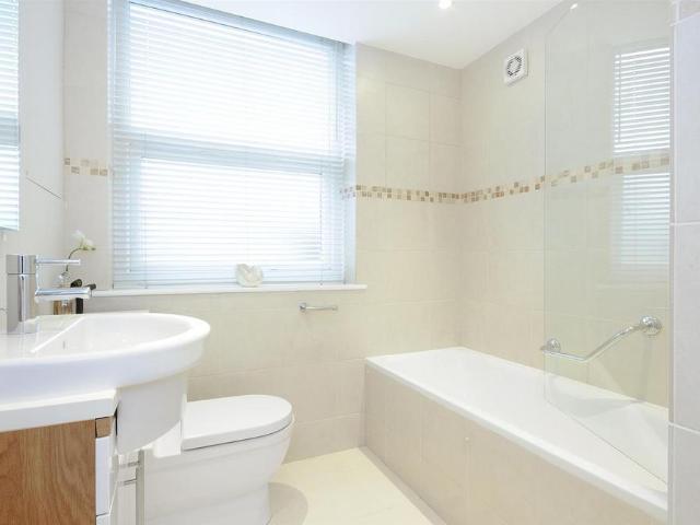 Flat for rent in Belsize Park, Isle Of Man