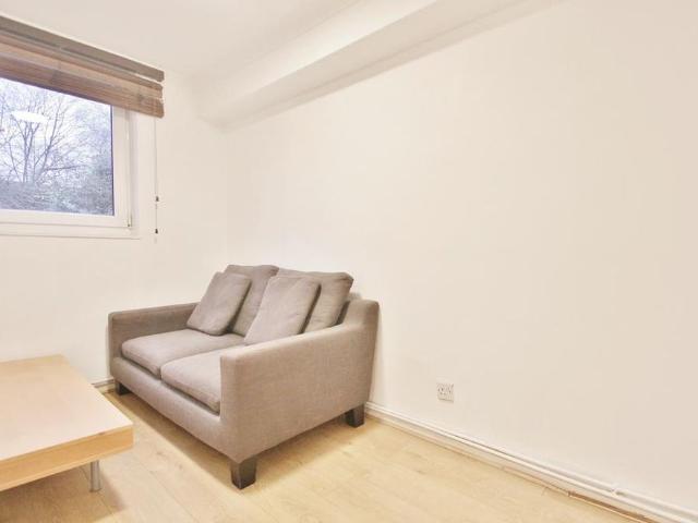 House for rent in Brook Green, Greater London