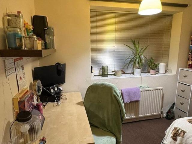 House for rent in Clifton, Haddon