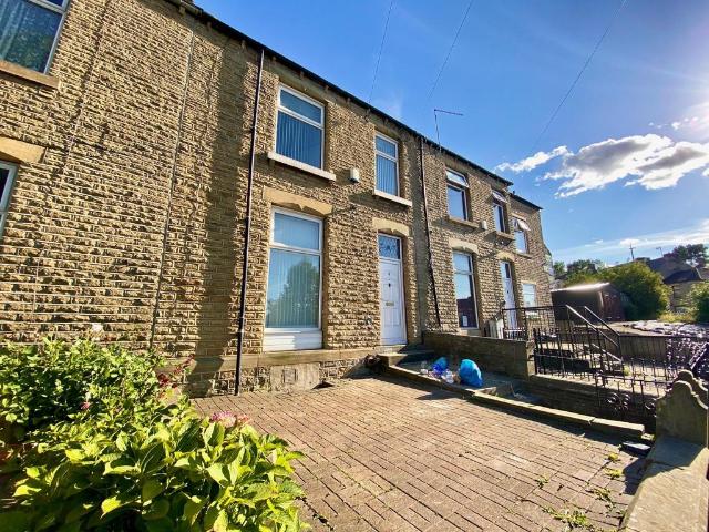 House for rent in Huddersfield, West Yorkshire