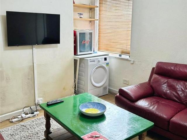 House for rent in Georgia, Greater Manchester