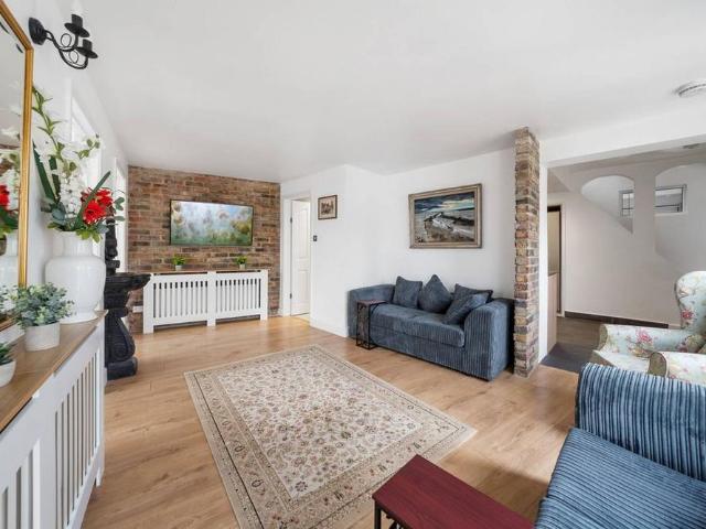 House for rent in Gospel Oak, Greater London