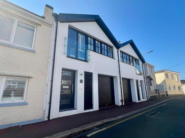 House for rent in St Helier