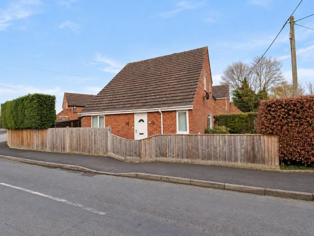 House for rent in Gosford, Evershot