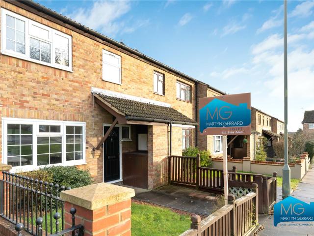 Apartment for rent in Mill Hill, Greater London