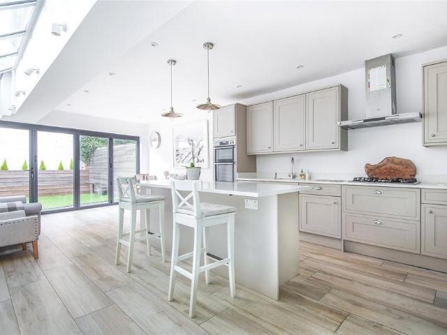 House for rent in Sands End, Greater London