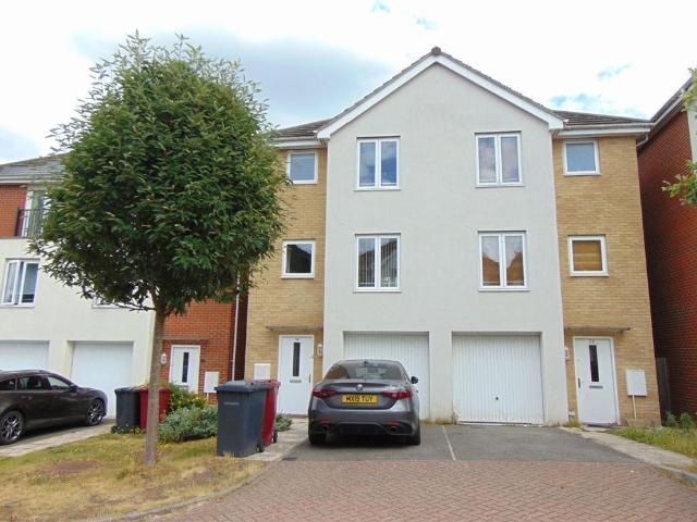House for rent in Newtown, Reading