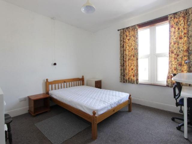 Room for rent in South Yorkshire