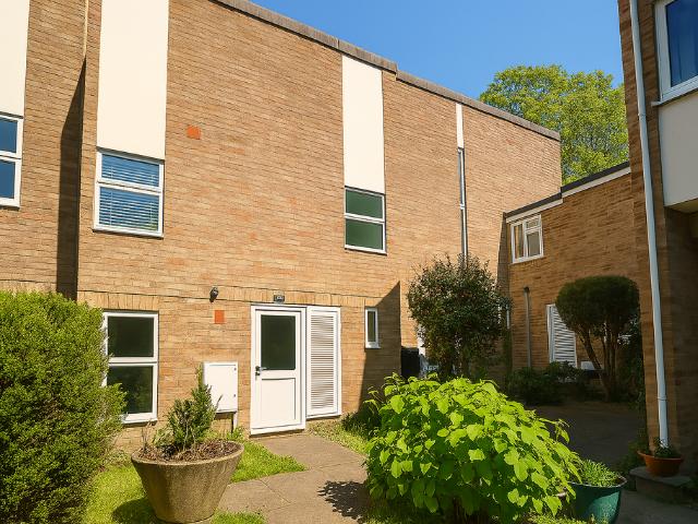 House for rent in London Borough of Croydon, Addiscombe