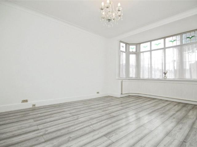 House for rent in Thames View, Greater London