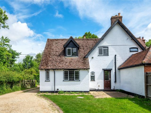 House for rent in Sprig's Alley, Berrick Salome