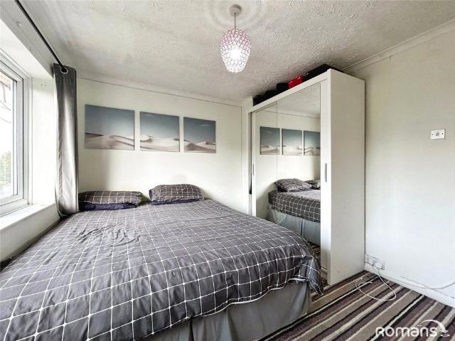 House for rent in Frogmore, Hart