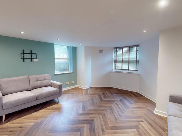 House for rent in Woodhouse, West Yorkshire