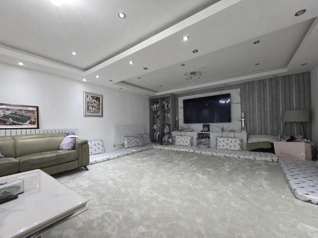 House for rent in Pendeford, West Midlands