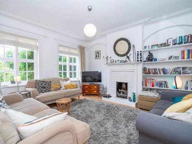 House for rent in Muswell Hill, Greater London