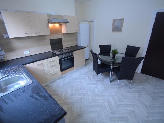 House for rent in Woodhouse, West Yorkshire