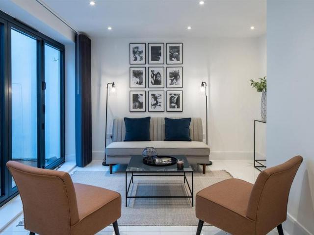 House for rent in Belsize Park, Greater London