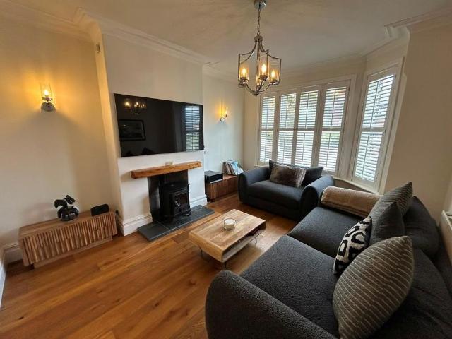 House for rent in Cheadle Hulme, Greater Manchester