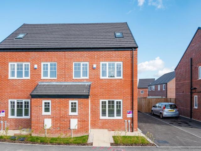 House for rent in Hylton Red House Estate, Tyne And Wear
