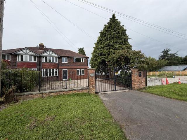 House for rent in Moss Nook, Manchester