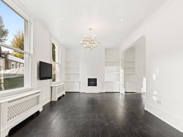 House for rent in Fulham, Walham Green