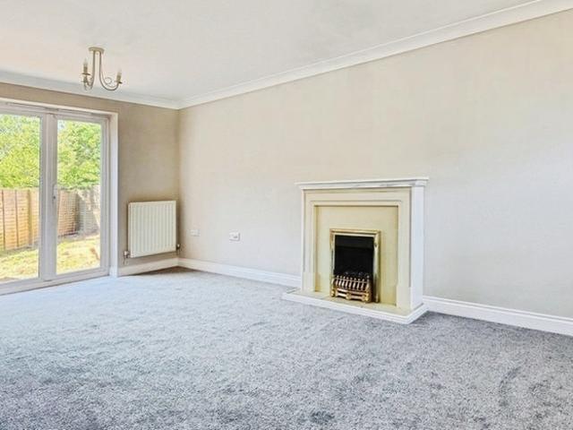 House for rent in Mile End, Fordham Heath