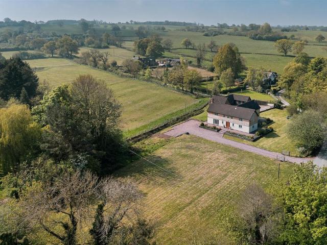 House for rent in Spurstow, Cheshire East