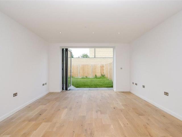 House for rent in New Malden, Greater London