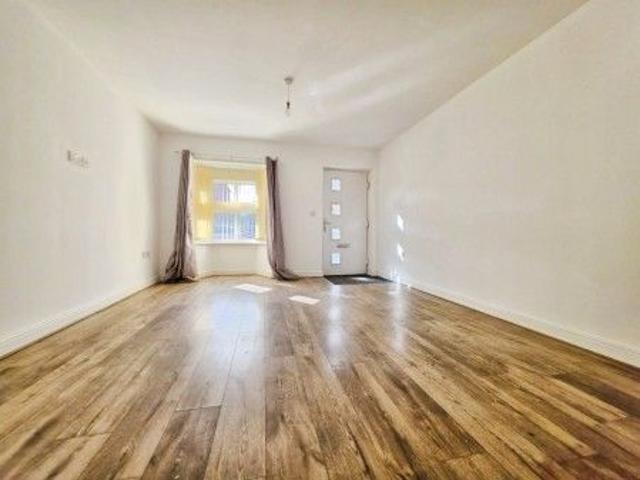 House for rent in Holt Lane End, Oldham