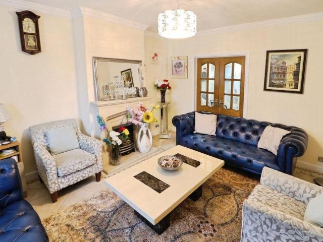 House for rent in London Borough of Redbridge, Greater London