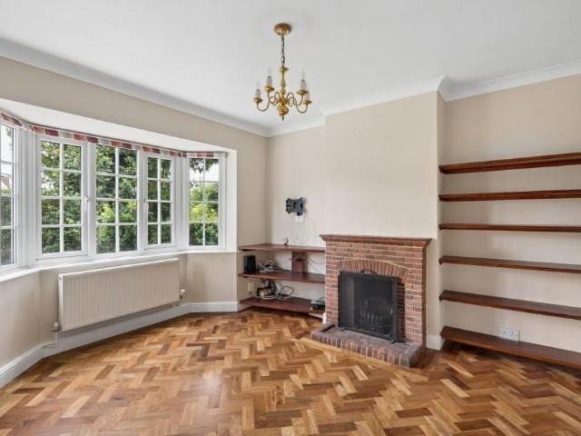 House for rent in Swallow, Buckinghamshire