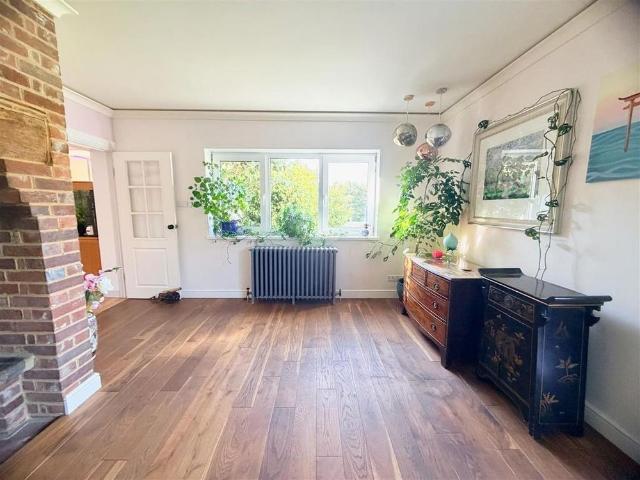 House for rent in Heathlands, East Sussex