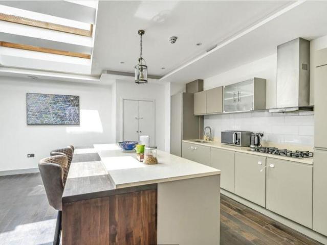 House for rent in Fitzrovia, Greater London