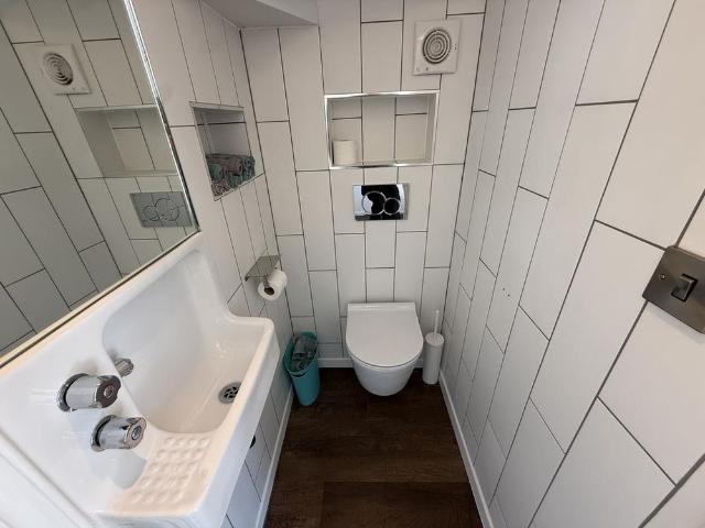 House for rent in Lenham Forstal, Midway