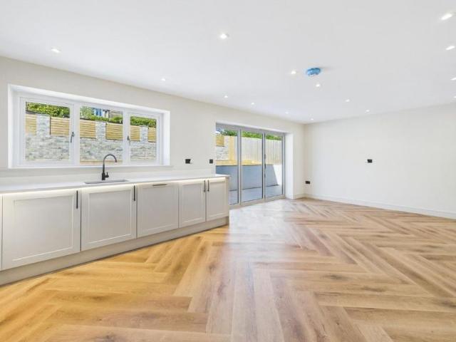 House for rent in Thornton, West Yorkshire