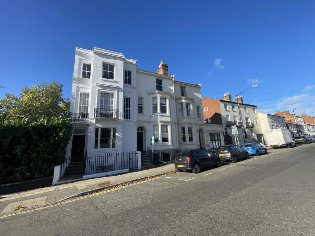 House for rent in Sydenham, Green Close