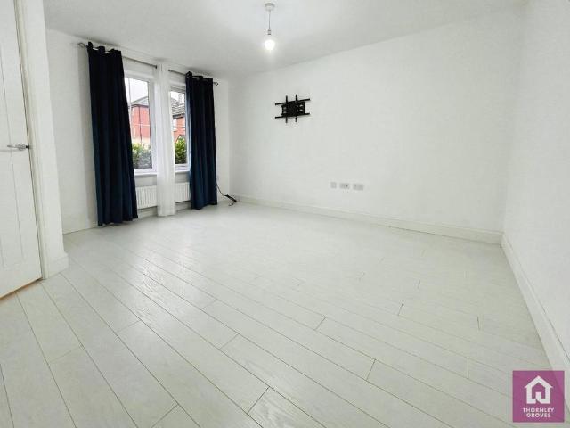 Townhouse for rent in Kings Moat Garden Village, Chester