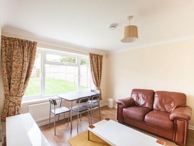 House for rent in St. Dunstan's, The Bridge