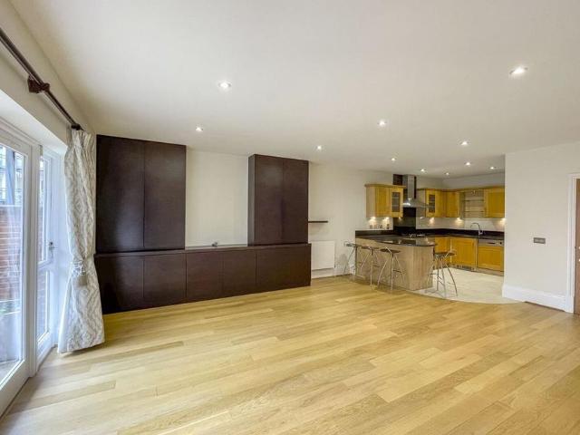 House for rent in London Borough of Wandsworth, Greater London