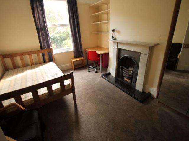 House for rent in Hyde Park, West Yorkshire