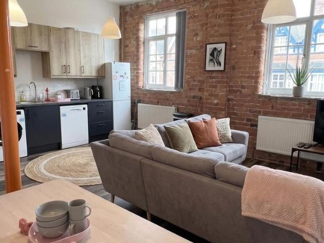 House for rent in Bede Island, Leicester