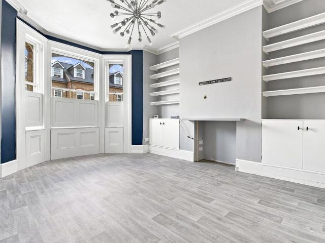 House for rent in Clewer Village, Windsor