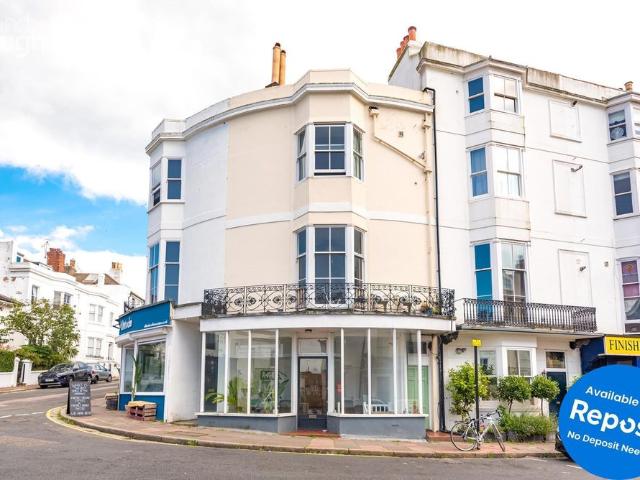 House for rent in Brunswick, Brighton
