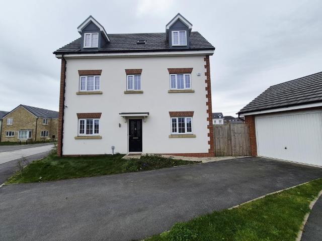 House for rent in Lammack, Blackburn