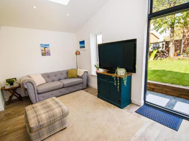 House for rent in Brooksbottom, Bury