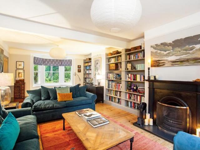House for rent in Fole, Surrey